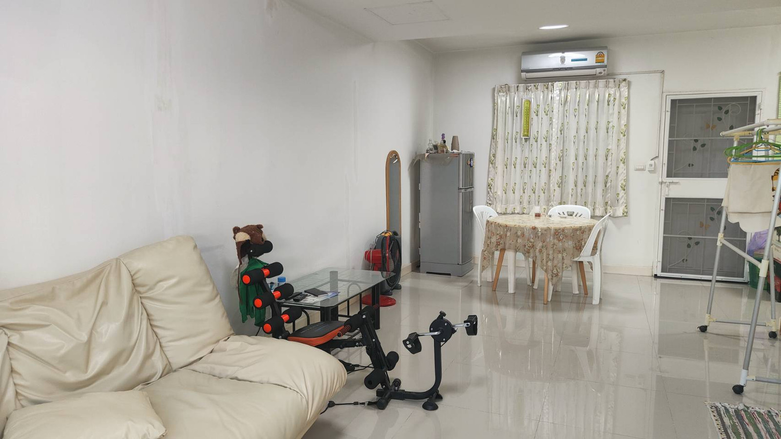 Townhome for rent, near Mahidol Salaya, Pruksa Ville 44, fully furnished, complete electrical appliances, 4 air conditioners, ready to move in.