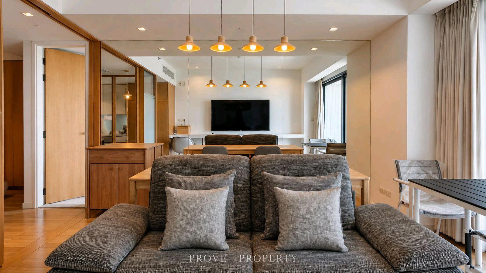 Renovated High Floor 1-Bedroom Condo for Rent 58 SQ.M. | The Pano Rama 3 | 086-929-9929