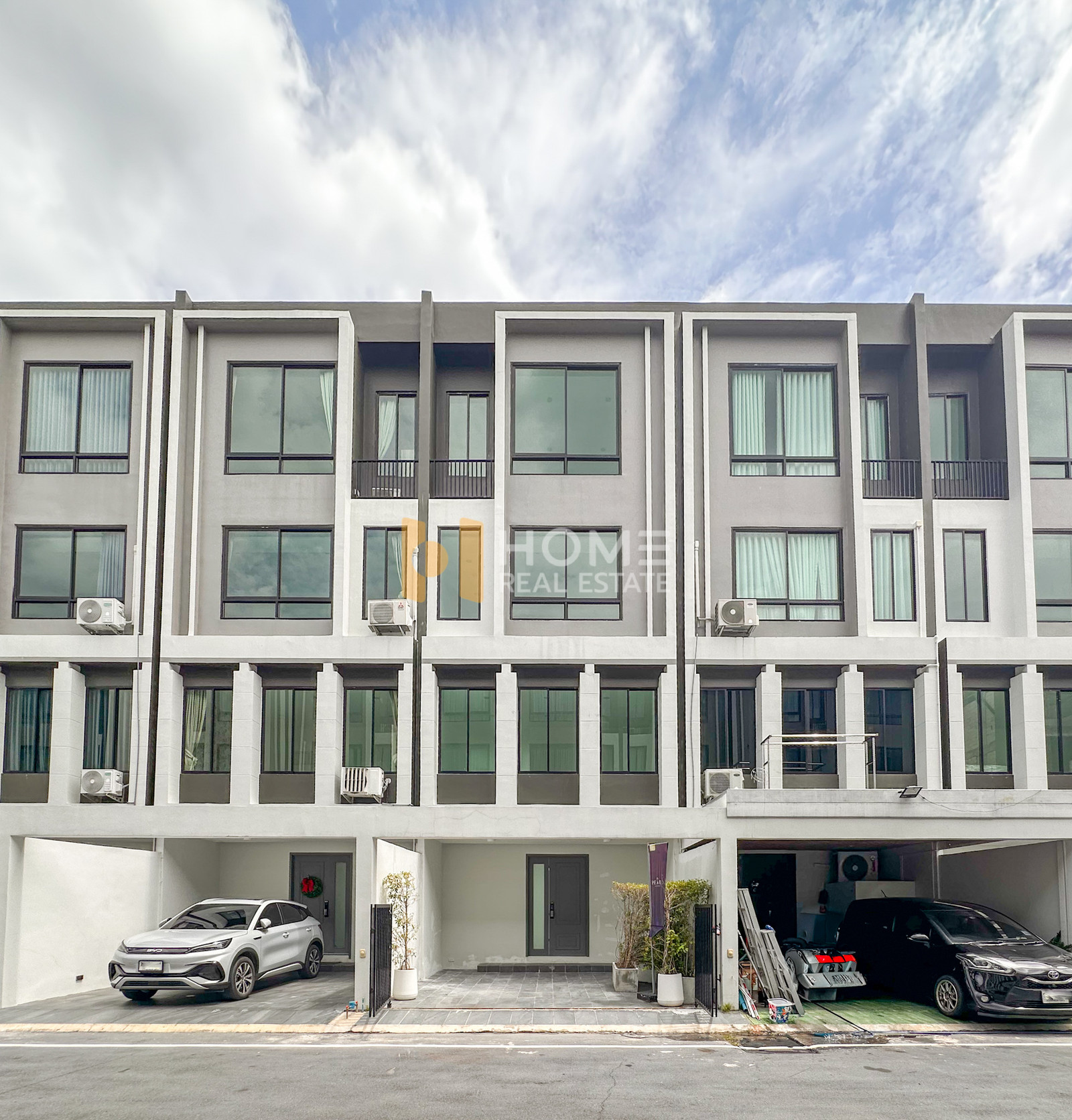 เดอะ เพิร์ล เรสซิเด้นซ์ ทางด่วนศรีรัช - จรัญ 75 / 3 ห้องนอน (ขาย), The Pearl Residence Sirat Expressway - Charan 75 / 3 Bedrooms (FOR SALE) BNS292 เดอะ เพิร์ล เรสซิเด้นซ์ ทางด่วนศรีรัช - จรัญ 75 / 3 ห้องนอน (ขาย), The Pearl Residence Sirat Expressway - Charan 75 / 3 Bedrooms (FOR SALE) BNS292
