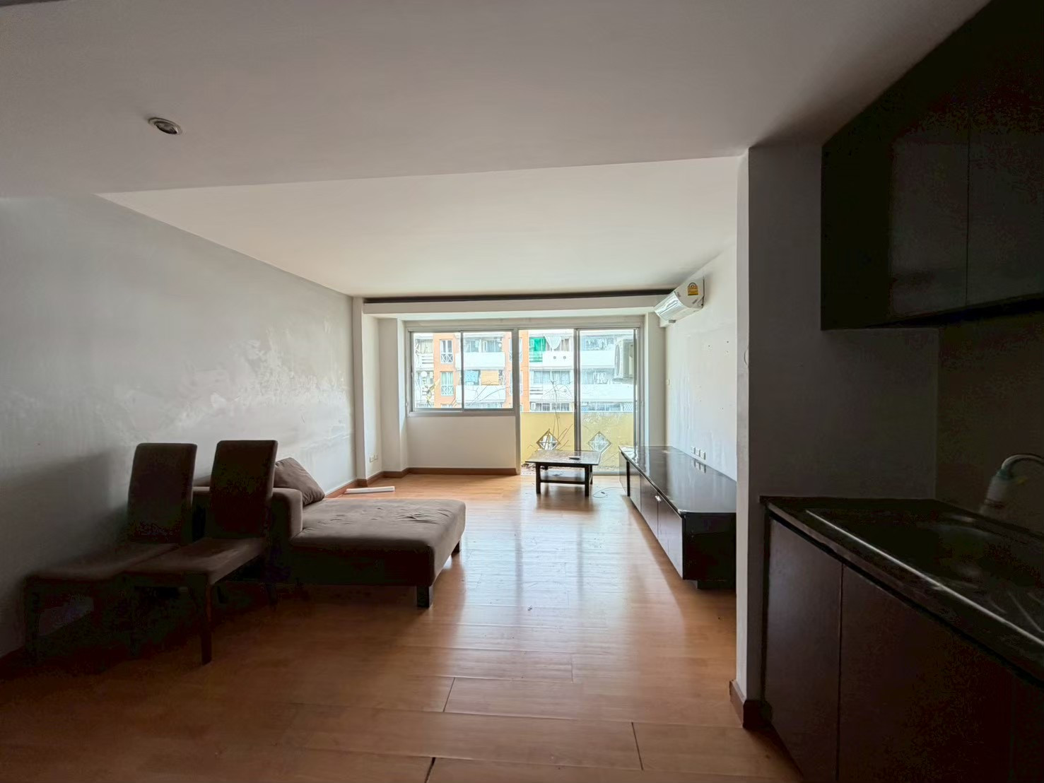 🛒Large room 56 sq m, 4th floor | Original condition, decorate it yourself as you wish!📦✨