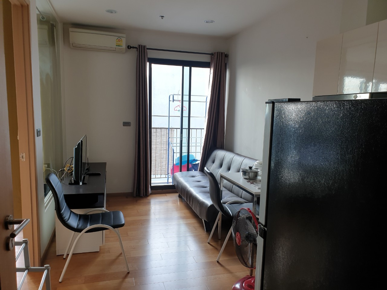 OMG1366  [ Fuse Sathorn - Taksin ]  Nice 1 Bedroom unit - BTS Wongwian Yai - for RENT 29-Oct-26