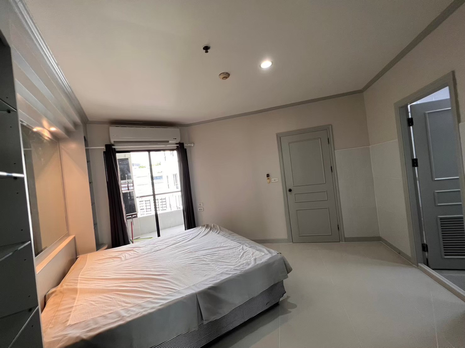 P-57200 Condo For Rent! Grand Diamond Pratunam near BTS Ratchathewi | Fully Furnished, Move-in Ready Line@easythaihome 085-592-2897 P-57200 Condo For Rent! Grand Diamond Pratunam near BTS Ratchathewi | Fully Furnished, Move-in Ready Line@easythaihome 085-592-2897