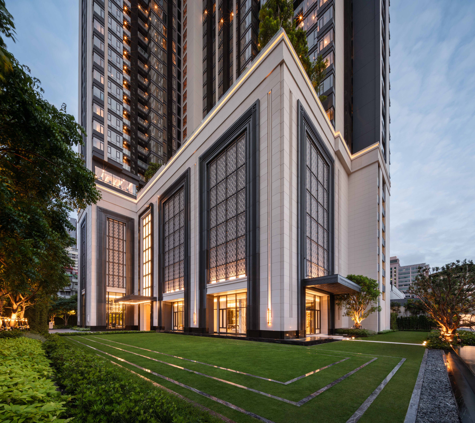 6.7 million baht 1 bedroom 1 bathroom The Address Siam Ratchathewi