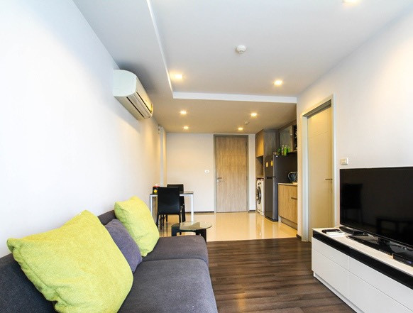 For rent: SARI BY SANSIRI, the largest bedroom in the project! Open view, no buildings blocking it.
