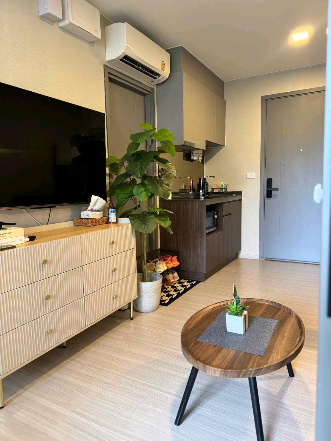 📣ให้เช่าคอนโด Quintara Phume Sukhumvit 39 🏢 ใกล้BTSพร้อมพงษ์🚈 ห้องสวย พร้อมเฟอร์นิเจอร์ และเครื่องใช้ไฟฟ้าครบ พร้อมอยู่ 📌 เพียง 17,000/เดือน ✅️  – รูปที่ 2