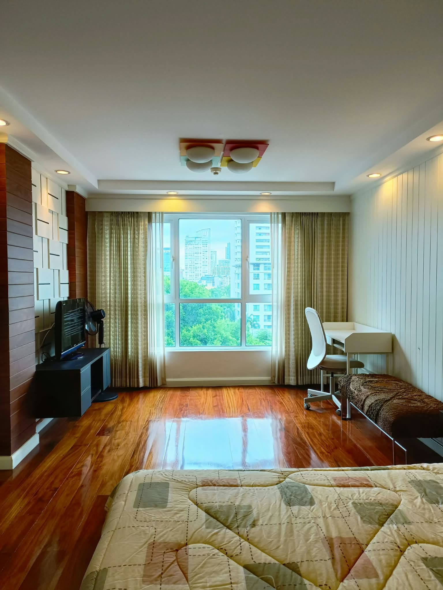 Condo for sale: The Avenue Sukhumvit 61 - 2 bedrooms, 1 bathroom - 102 sq m. - Sale 10,000,000 baht [JZs2610013]