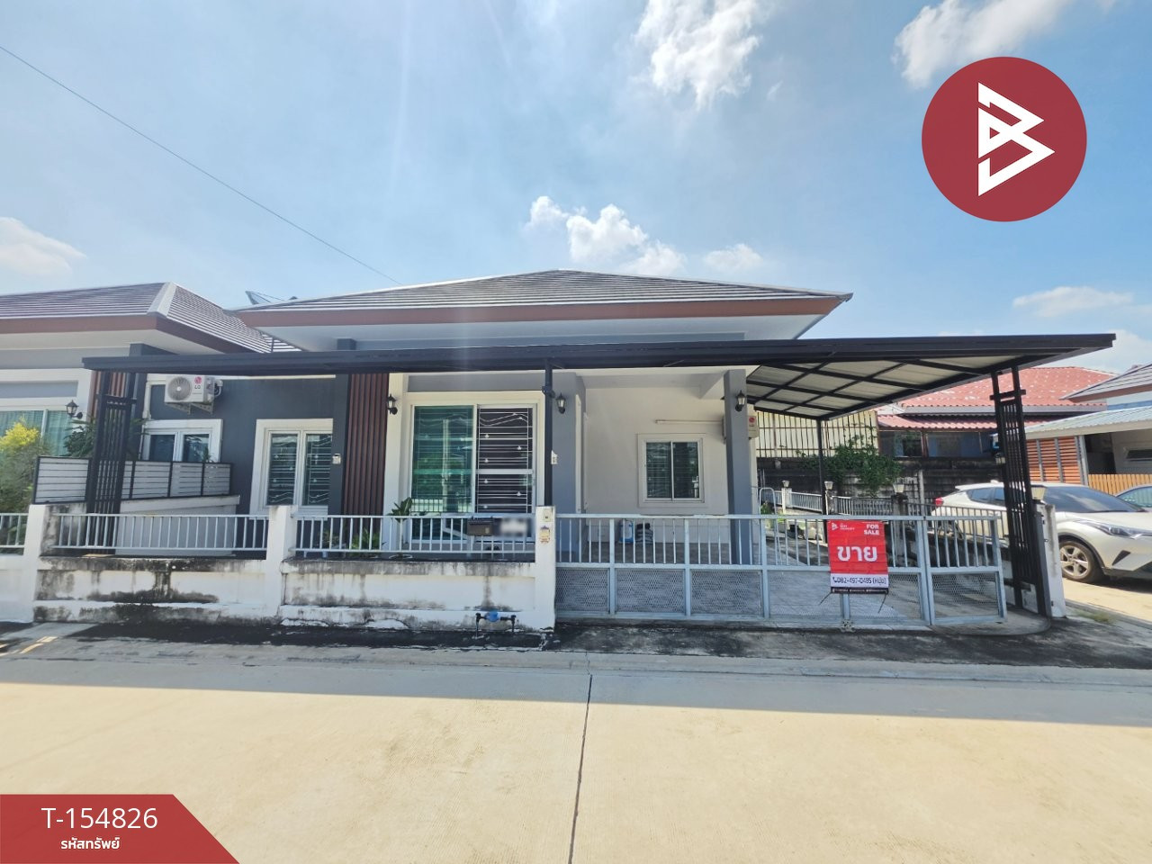 Single-storey semi-detached house for sale Pimtha Village, Amata Nakorn, Chonburi Single-storey semi-detached house for sale Pimtha Village, Amata Nakorn, Chonburi