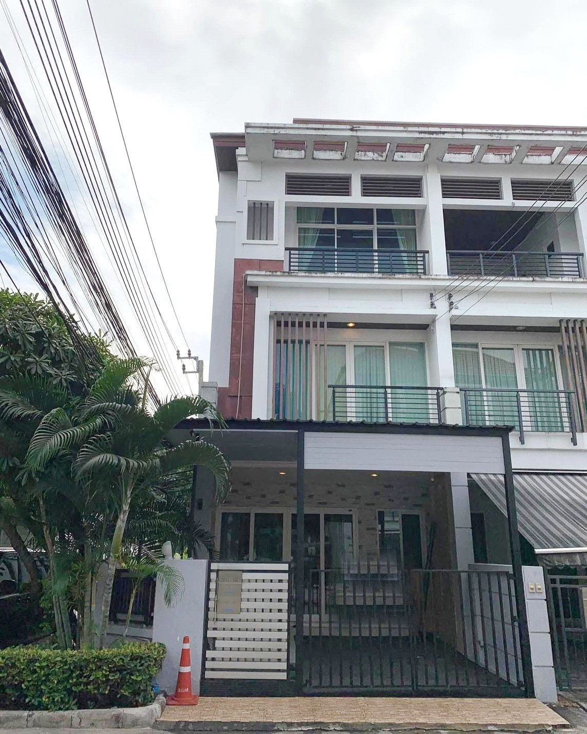  Luxury Townhome for Rent – Baan Klang Muang Urbanion, Ekkamai-Ramintra Expressway