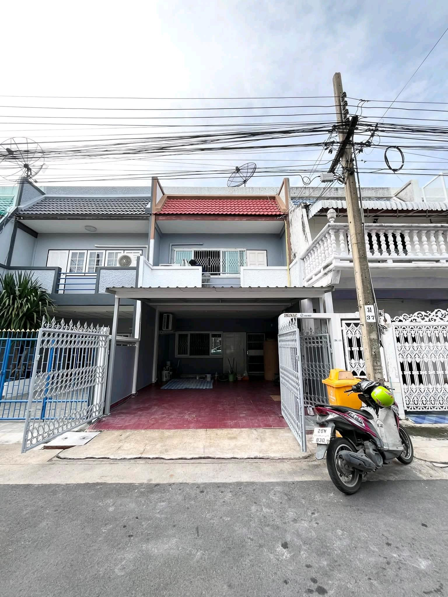 🐕🦮เลี้ยงสัตว์ได้หมู่บ้านคลองจั่นวิลล่า 1 ซอยนวมินทร์ 32 🚗 เดินทางสะดวก เชื่อมต่อหลายเส้นทาง ถนนเกษตร–นวมินทร์