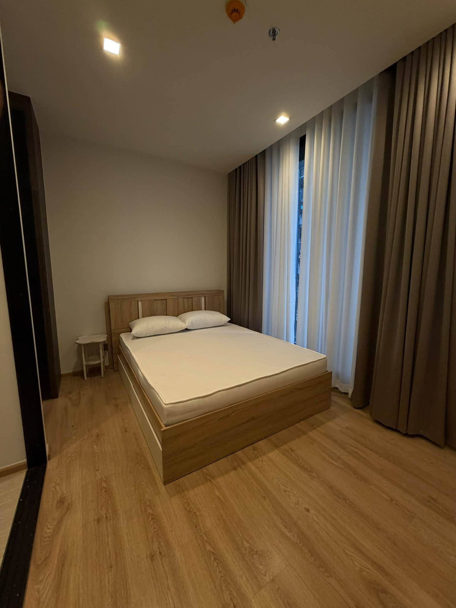 For rent Noble Around Ari ค่าเช่า: 21,000 บาท/เดือน (ถ้าอยู่นานต่อรองได้)