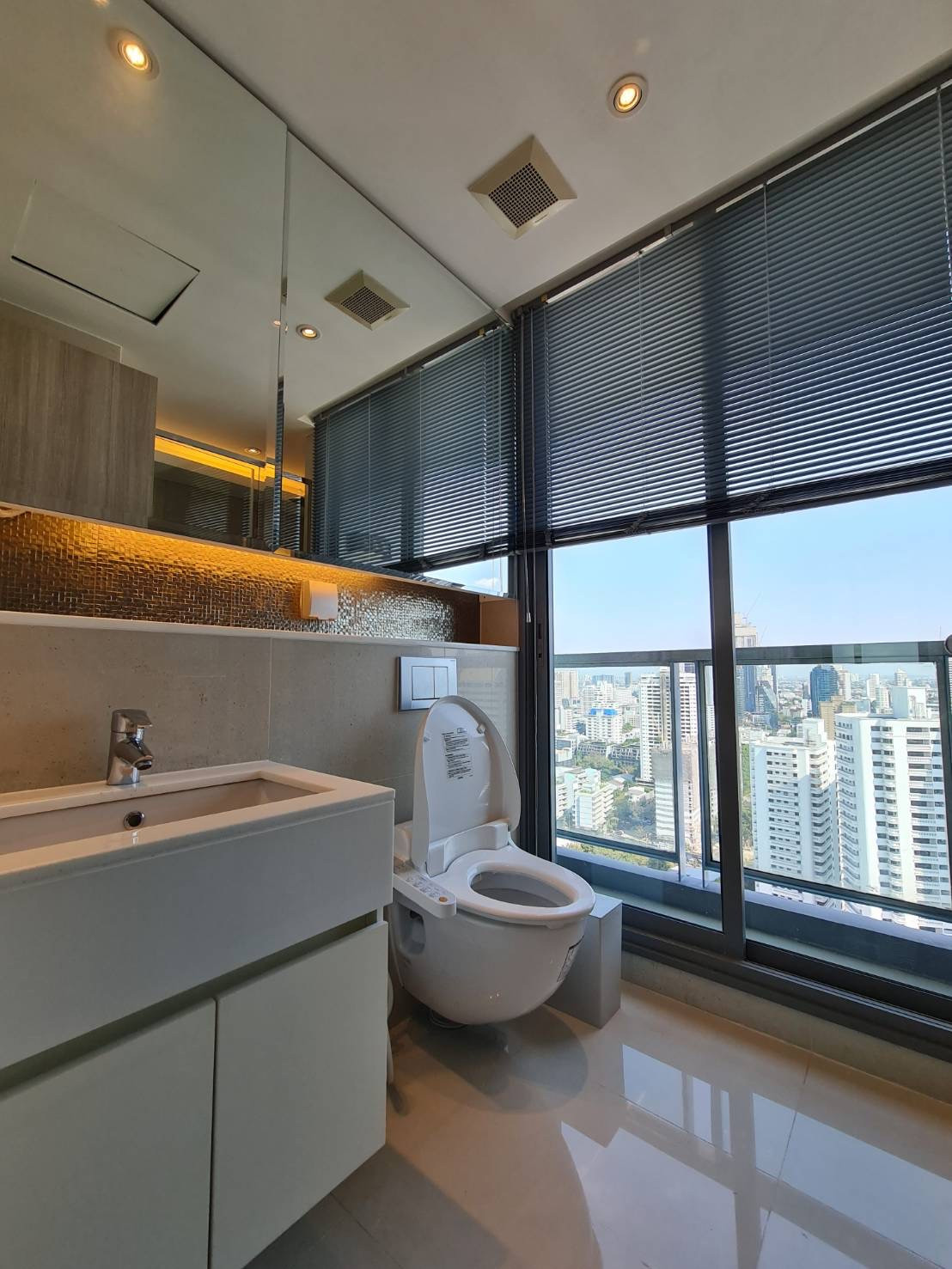 Luxurious condo for rent, H Sukhumvit 43, meets the needs of a superior life in the heart of the city. Big room, beautiful open view, very livable, many Japanese neighbors. – รูปที่ 2