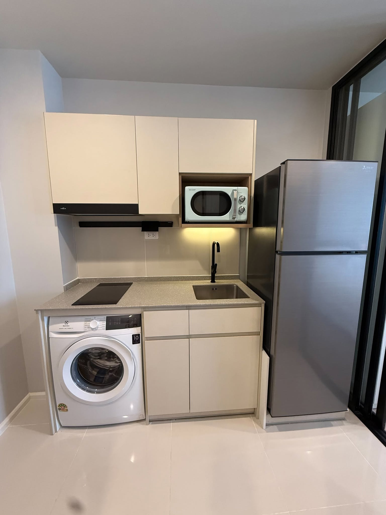 ห้องสตูดิโอ พร้อมเข้าอยู่ !! แต่งสวย เฟอร์ครบ ที่ Culture Thonglor – รูปที่ 4