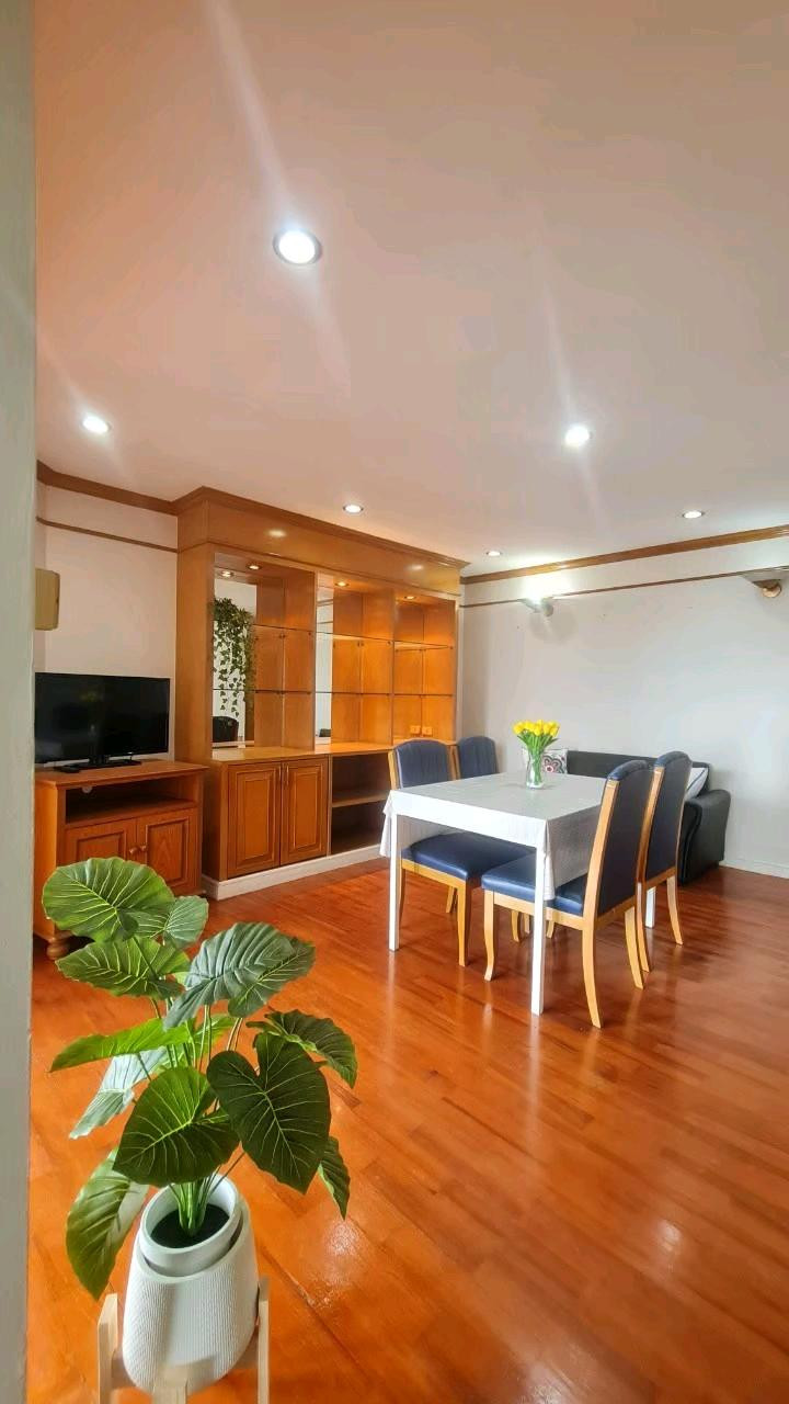 ❤️🌿❤️[[Rent]] Beautiful room, decorated with 2 bedrooms, 2 bathrooms, good view, near ARL Hua Mak Station, room for rent - Flora Ville Condo, Phatthanakan 51, near Airport Link Hua Mak Station.