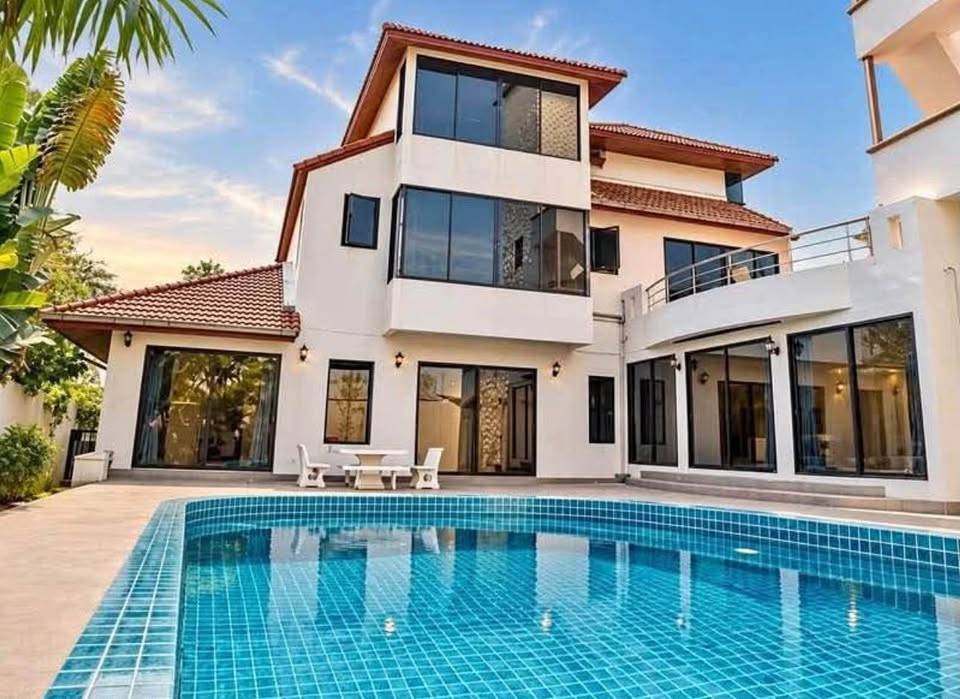 🏡✨ PARADISE VILLA 1 — วิลล่าหรู 6 ห้องนอนสำหรับเช่าและขาย | พัทยาตะวันออก ✨🏡