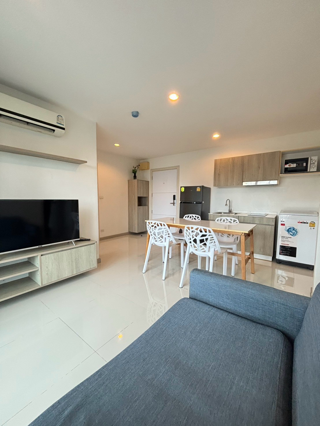 SVR-641 Condo for rent, Vio Khaerai 2, Vio Khaerai 2, size 49 sq m., 2 bedrooms, 2 bathrooms, 7th floor, MRT Nonthaburi Government Center. SVR-641 Condo for rent, Vio Khaerai 2, Vio Khaerai 2, size 49 sq m., 2 bedrooms, 2 bathrooms, 7th floor, MRT Nonthaburi Government Center.
