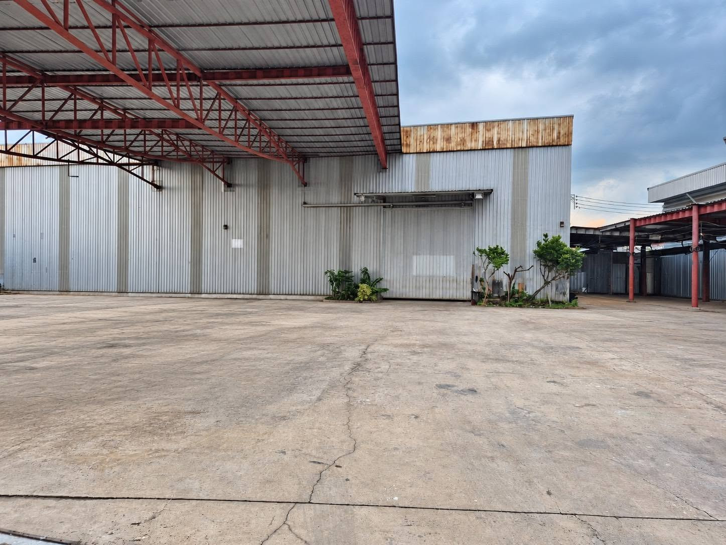 For Rent, 📦 Warehouse 📐 Land Area: 2 Rai | Warehouse Area: 900 sq.m. 🚛 Trailer Truck Accessible📍 Bang Bon 5, Bangkok