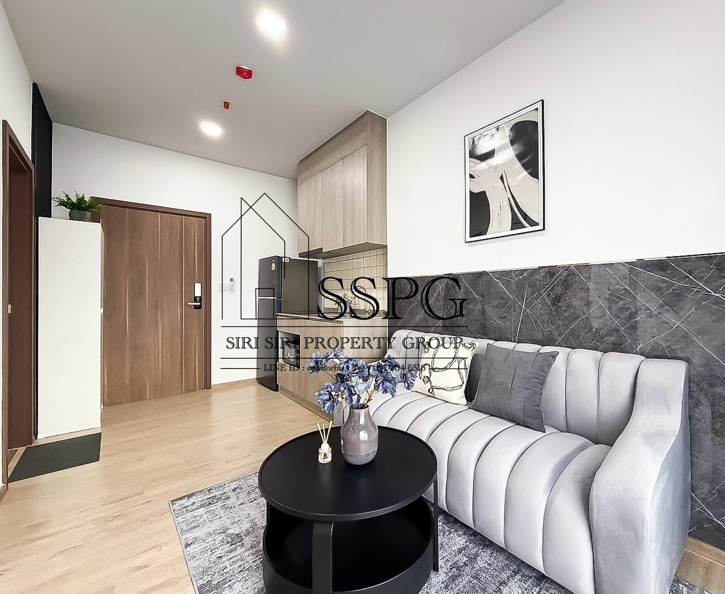 For rent and sale‼️Metris Phatthanakan - Ekkamai, 29th floor room 🐈 Condo allows pets 🐕 Renting is worth it, buying outright is profitable. Because you can get the whole room as shown in the picture. Beautifully decorated and ready to move in immediately. For rent and sale‼️Metris Phatthanakan - Ekkamai, 29th floor room 🐈 Condo allows pets 🐕 Renting is worth it, buying outright is profitable. Because you can get the whole room as shown in the picture. Beautifully decorated and ready to move in immediately.