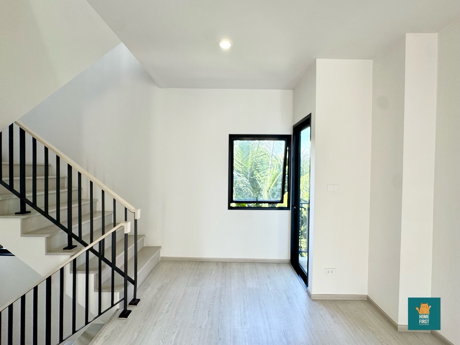 Nue Hybe Suksawat, 22 sq. wah, 4 floors, 55,000 baht