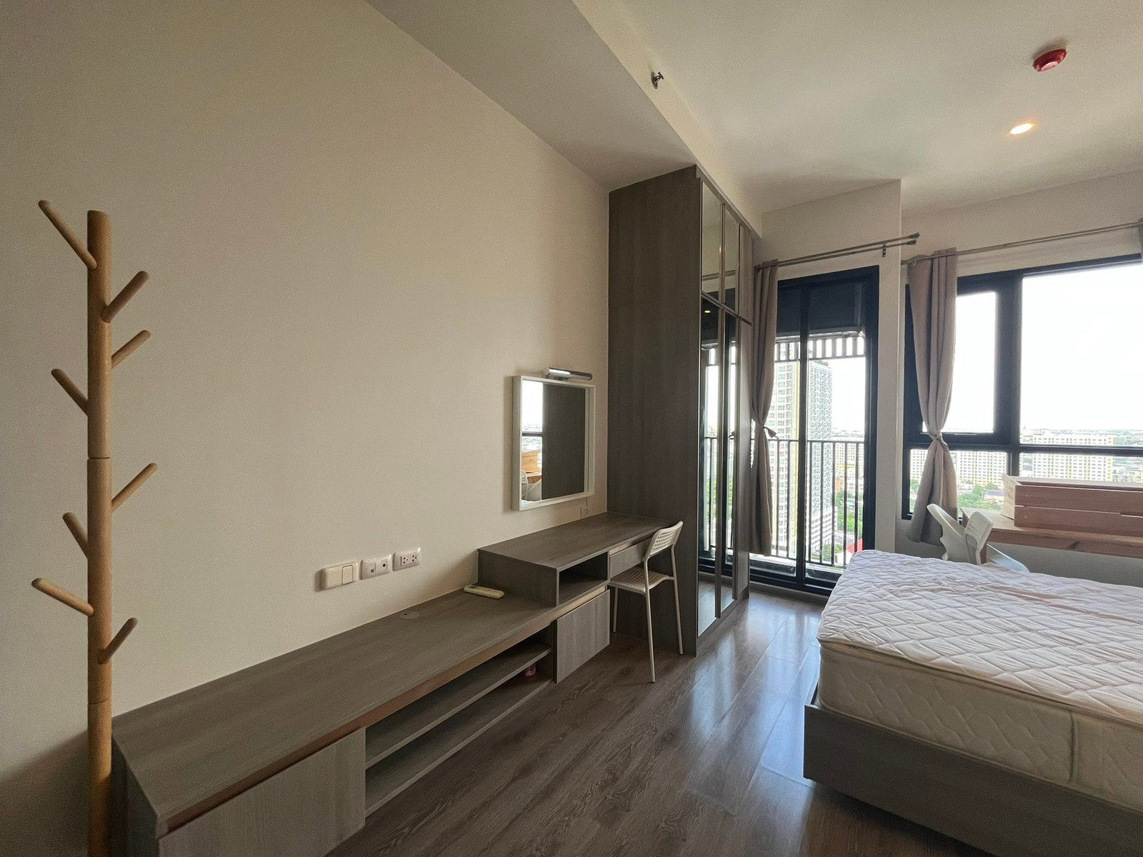 🏙️ Urgent sale! Knightsbridge Prime Onnut (Knightsbridge Prime Onnut Condo) near BTS On Nut 💰 Selling price 2,990,000 baht 📐 Room details • Size 23 sq m. • 22nd floor • Ceiling height 3 meters. – รูปที่ 2