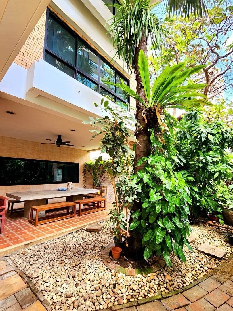 LUXURY HOUSE FOR RENT | SATHORN – SUAN PLU ✨ บ้านหรูให้เช่า 4 ชั้น ใจกลางสาทร – สวนพลู /4B5B/150k per month  – รูปที่ 2