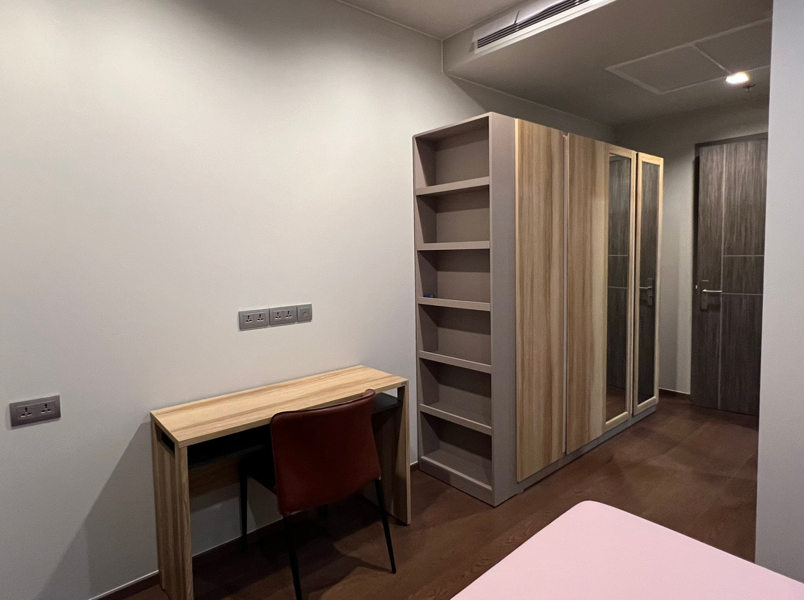 ว่างให้เช่าแล้ว 🔥Ideo Q Victory (ไอดีโอ คิว วิกตอรี) 2 Bed 2 Bath 61 SQM 43,000 THB/Month 🚄 BTS Victory Monument 🏙️✨ – รูปที่ 3