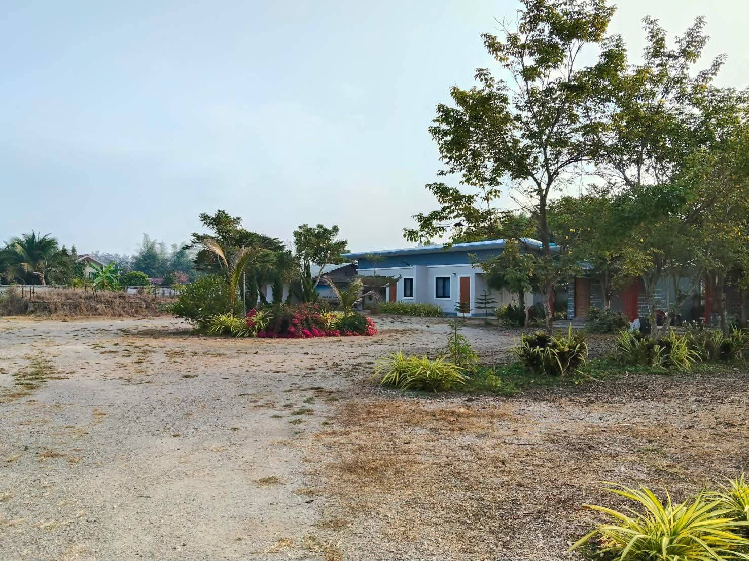 Selling very cheap!! Land with buildings 1-2-16.3 rai in a prime location, Fang District, Chiang Mai Province, next to the road leading up to Doi Ang Khang. – รูปที่ 3
