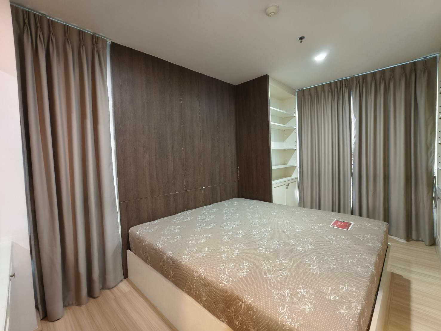 Condo for sale: The Base Sukhumvit 77 MK-02 | Line: @livingbkk Condo for sale: The Base Sukhumvit 77 MK-02 | Line: @livingbkk