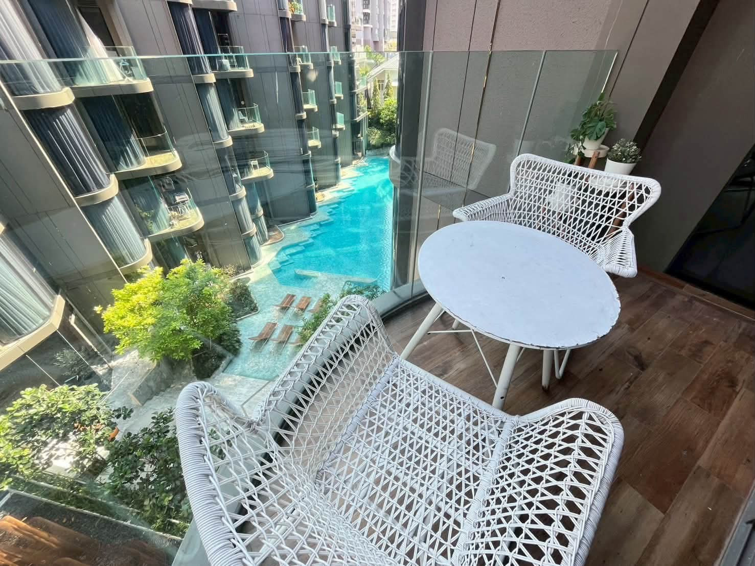 Pet friendly low rise condo in Phrom Phong for sale, best price, large size, 2 parking lots – รูปที่ 4