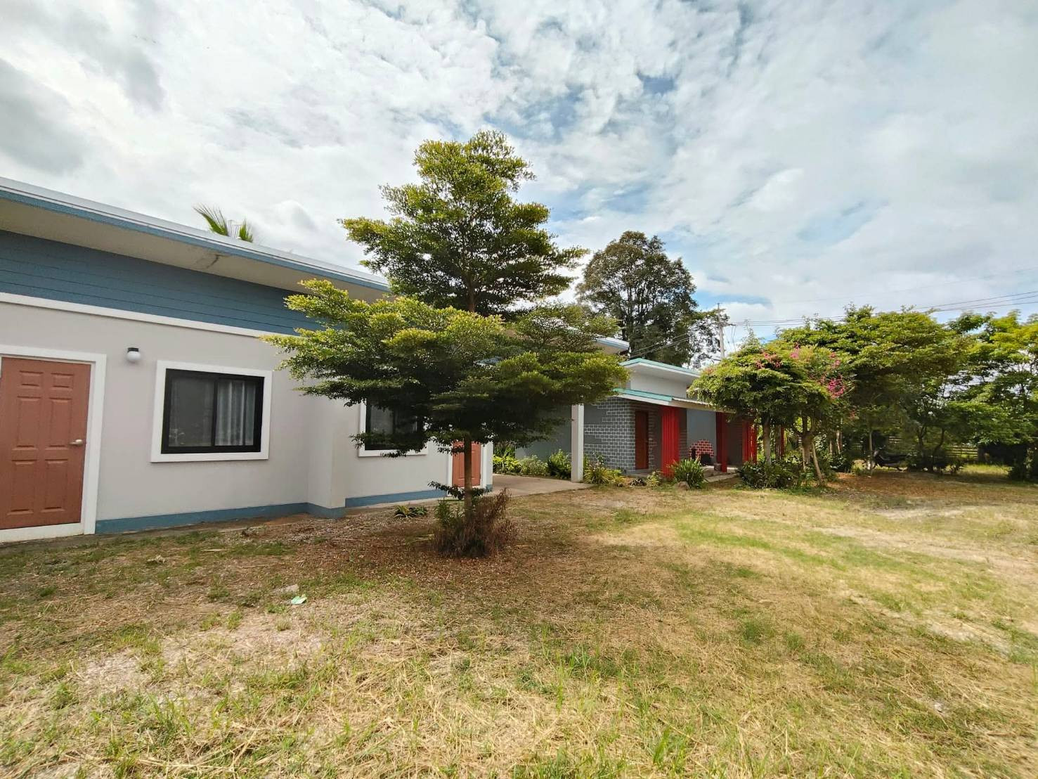 Selling very cheap!! Land with buildings 1-2-16.3 rai in a prime location, Fang District, Chiang Mai Province, next to the road leading up to Doi Ang Khang. – รูปที่ 2