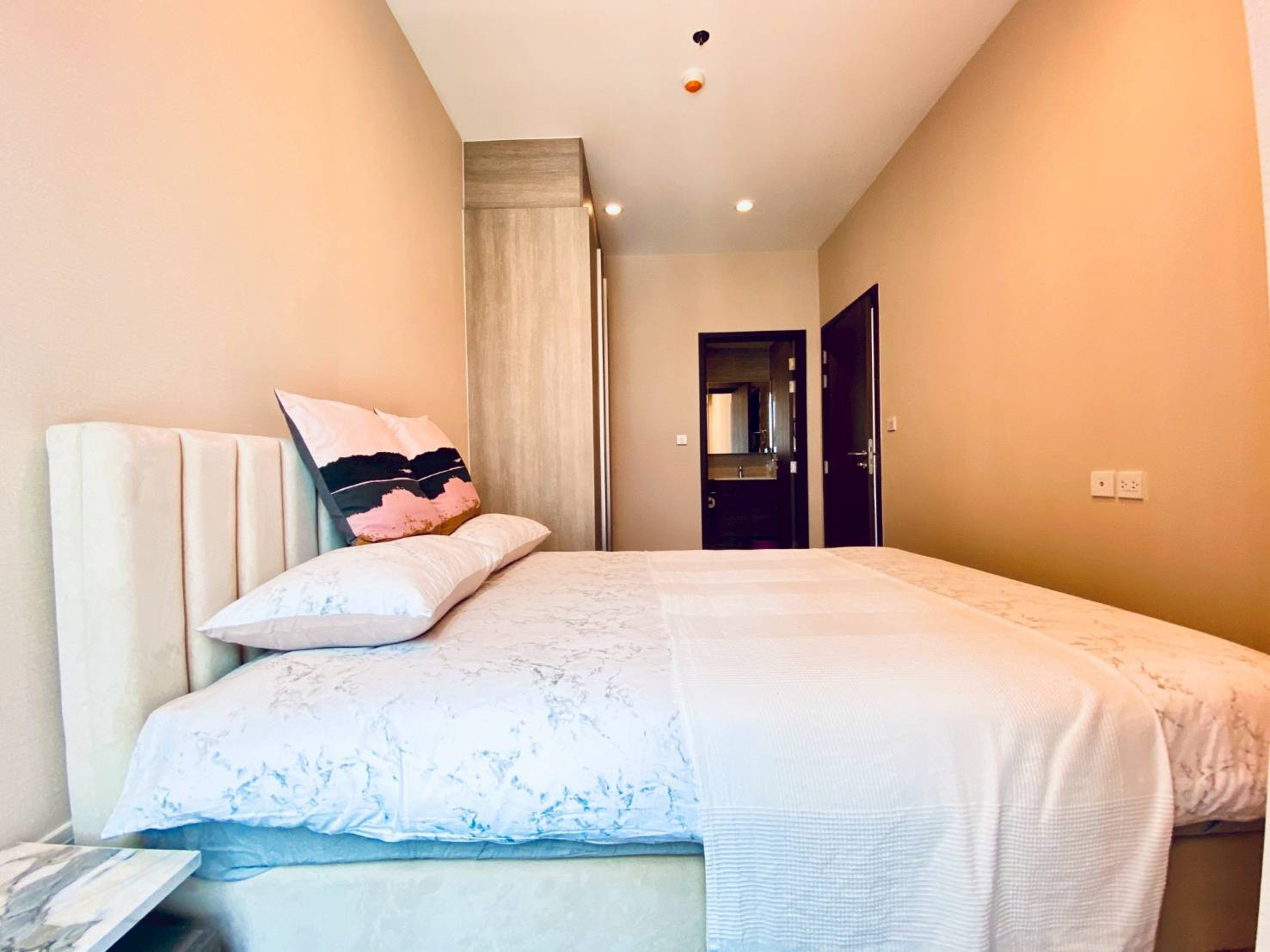 Condo for rent at Whizdom Essence (BTS Punnawithi) (SA-01)
