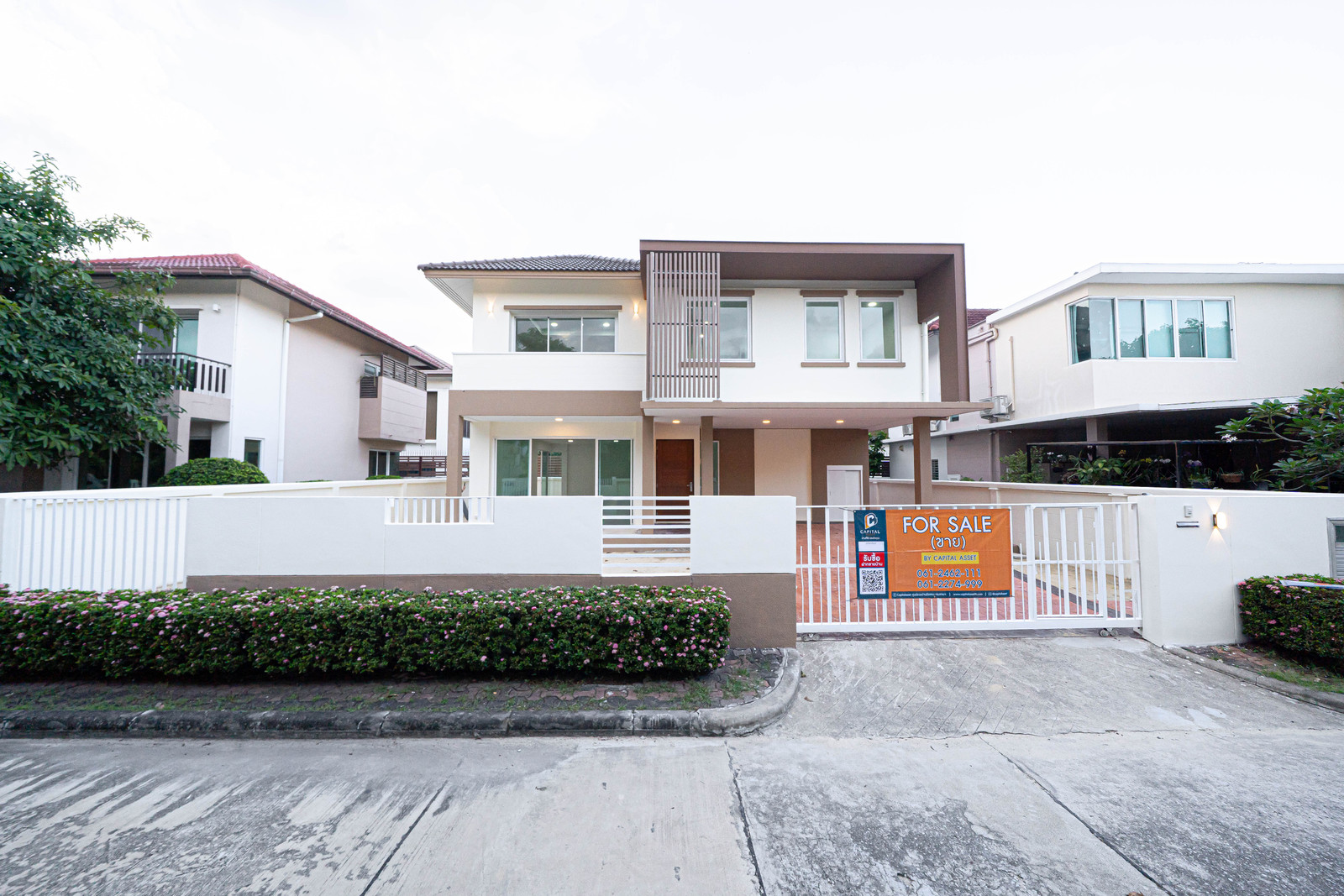 House for sale, Villa Arcadia Srinakarin, cheapest in the project.