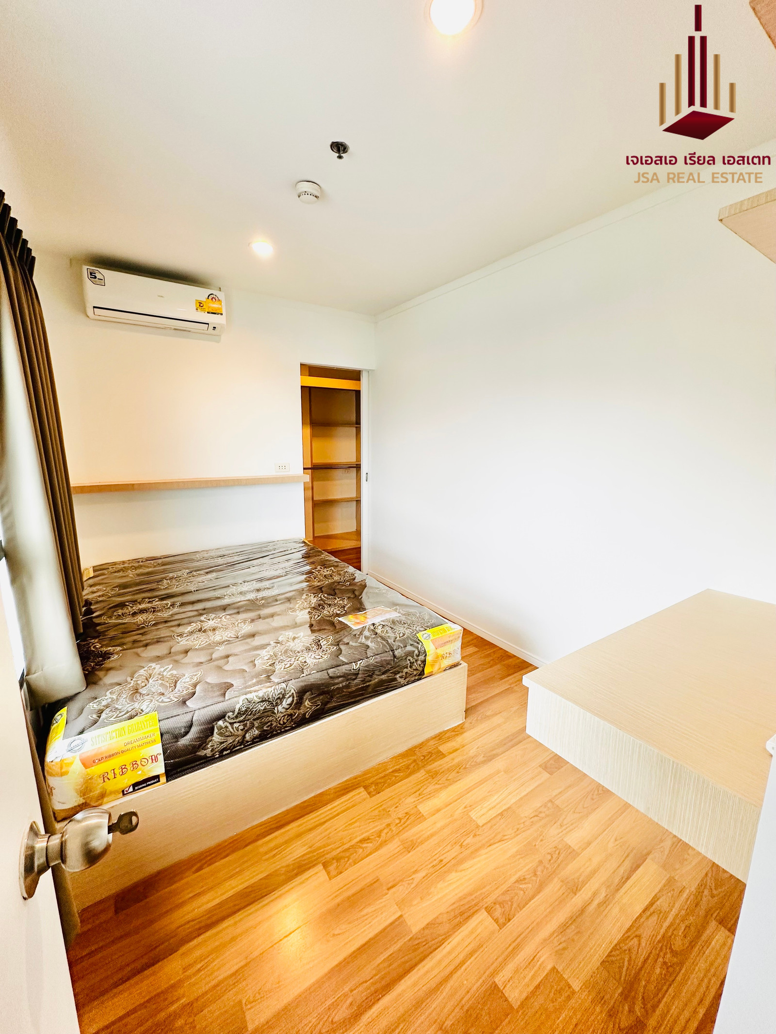 ✨ For Rent: Lumpini Park Rama 9-Ratchada Condo ✨ 💰 Only 23,000 THB/month