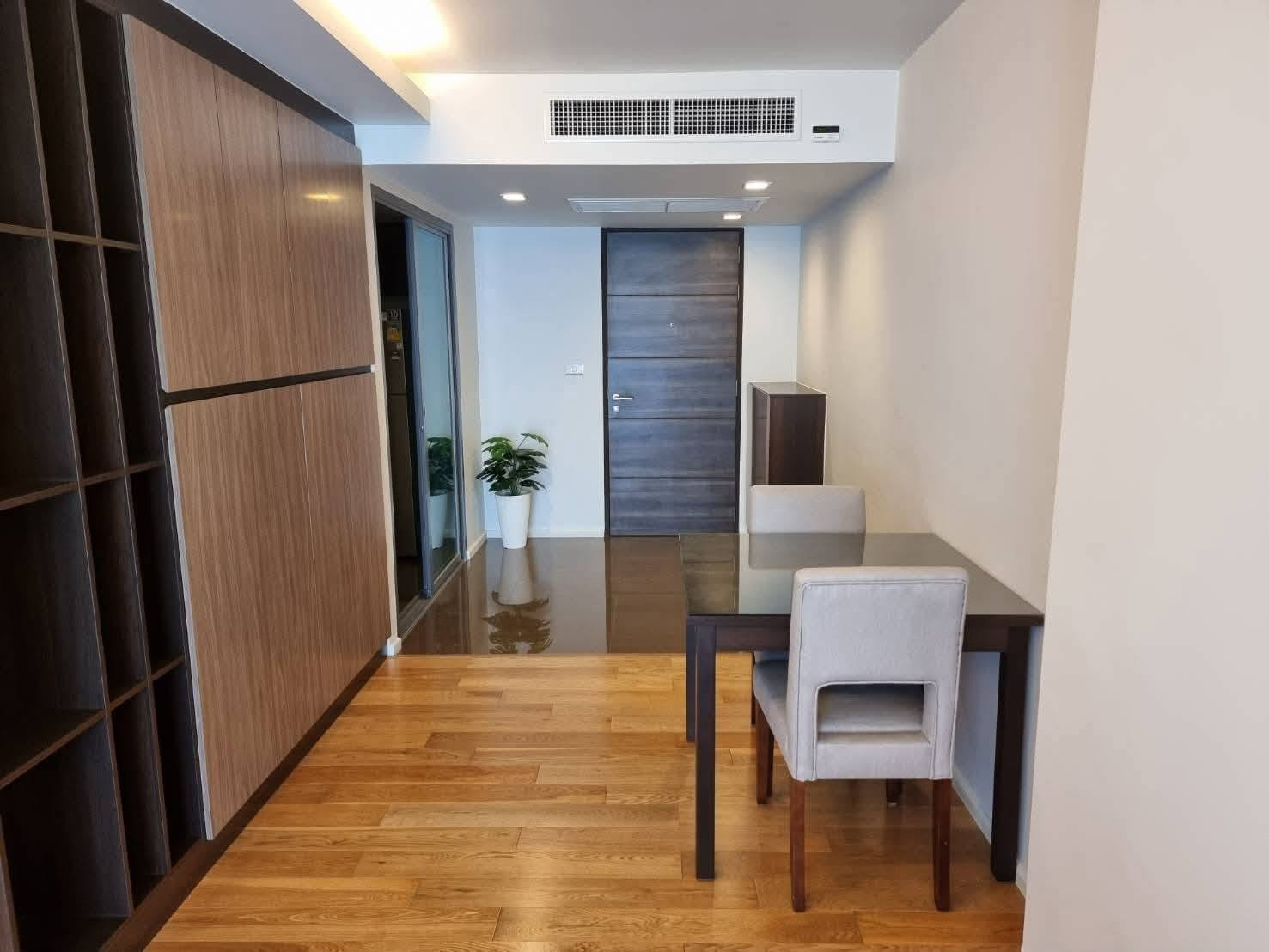 Condo for rent, walk to BTS Ploenchit and walk to Benjakitti Park, location that many people ask about, in a room size 48 sq m. Focus Ploenchit – รูปที่ 4