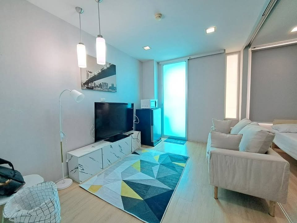 Fai502 The Colory Vivid Huai Khwang