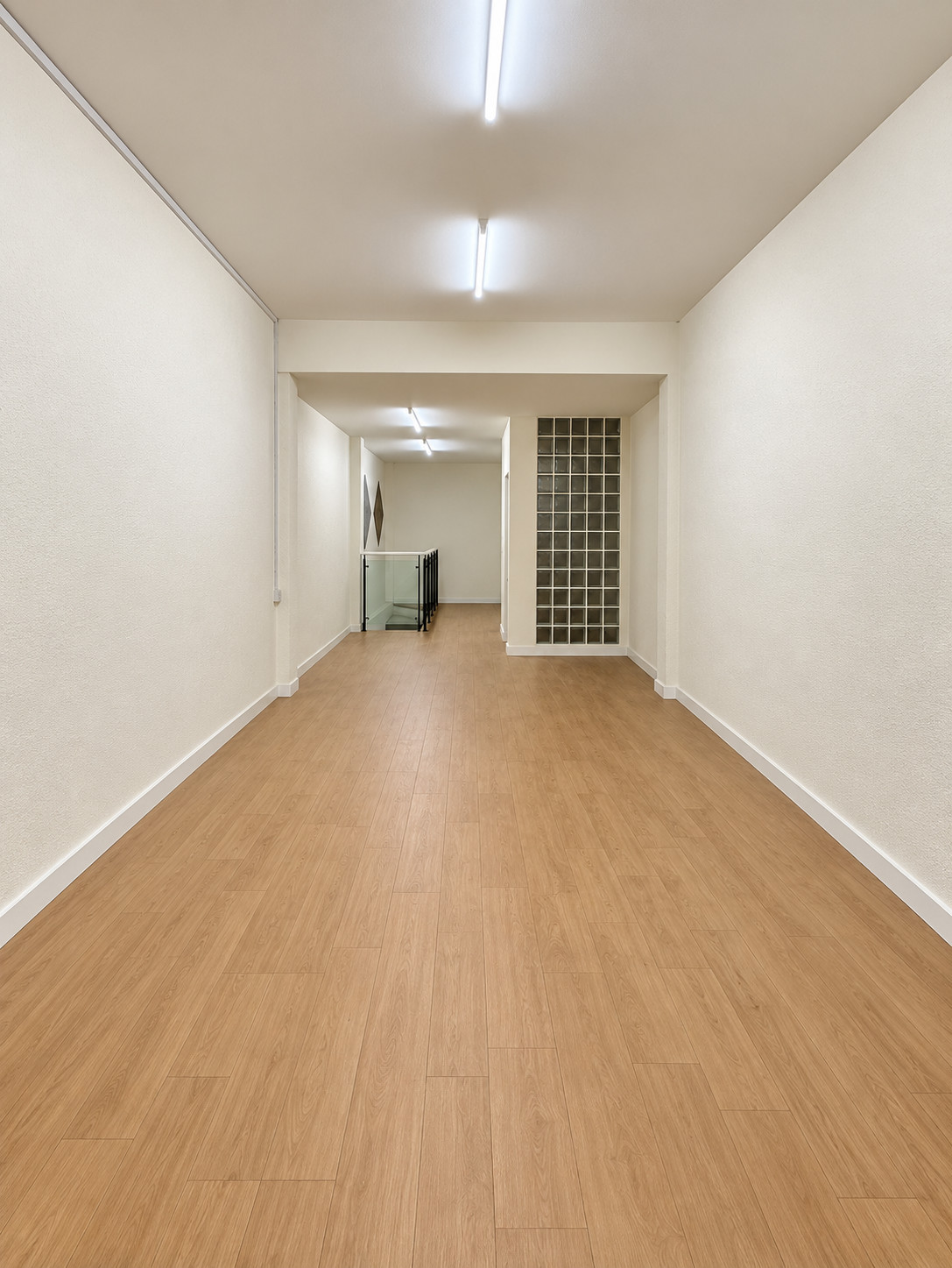 3 Story Shophouse For Rent in Silom BTS Sala Daeng for Restaurant, Spa – รูปที่ 4