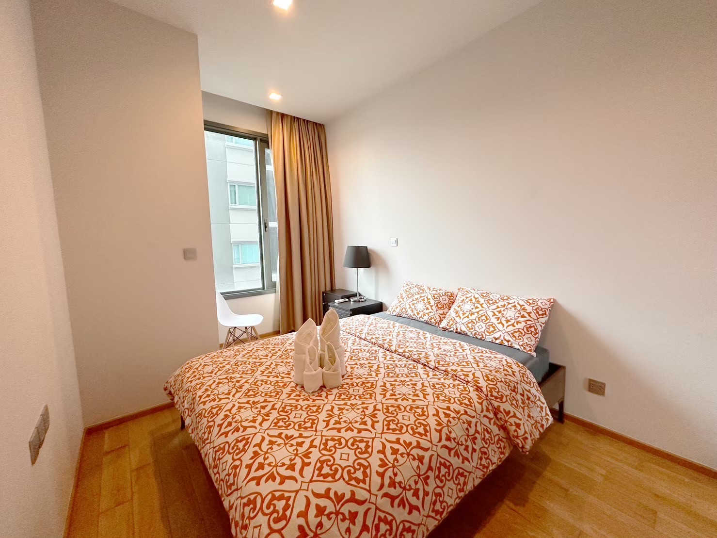 คอนโดหรู 1 ห้องนอน วิวเมืองพาโนรามา ตกแต่งครบ พร้อมอยู่ สัมผัสชีวิตเหนือระดับใจกลางเมือง – รูปที่ 2