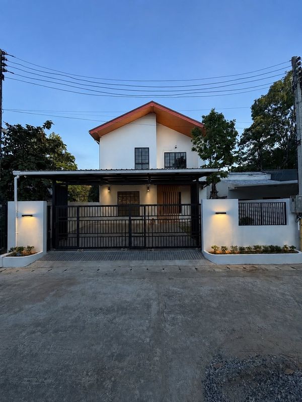 บ้านเดี่ยว ใกล้ห้างเซ็นทรัล เฟสติวัล 1 กม. ทำเลริมแม่น้ำแม่คาว บ้านบรรยากาศดี มีพื้นที่สวนหลังบ้าน ทำเลสงบ เป็นส่วนตัว 