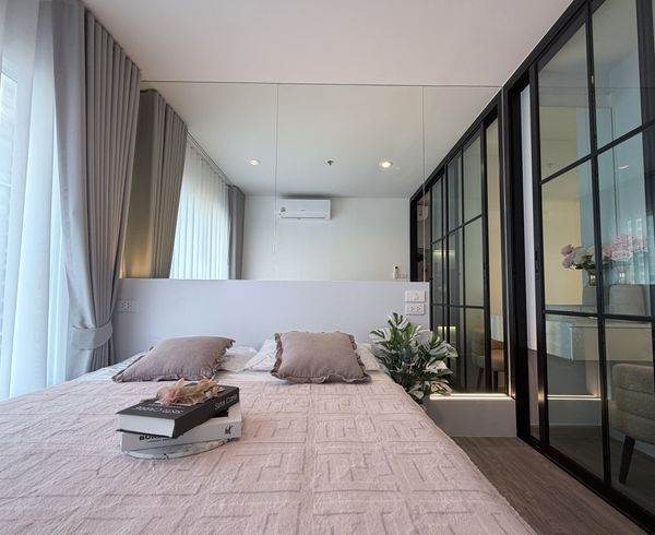 📍 𝐏-𝟏𝟎𝟔𝟔𝟒 | FOR RENT Regent Home Bangna Fully Furnished with Washing Machine! Near BTS Bang Na 𝟏𝟑,𝟎𝟎𝟎 THB/mo. | Line ID: @easycondoplus | 099-229-6397