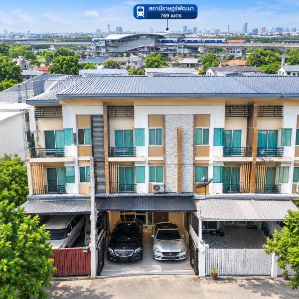 Mistine RatPhatthana Rd 5Beds 5Baths Near Mistine Junction 3-story vertical mansion for rent 785mete