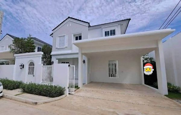 🏡✨ FOR RENT CHAIYAPRUEK BANGNA KM.15 3 bedrooms, 3 bathrooms, detached house on the edge of the house. With a private garden next to the house 🌳 🐶🐱 Accepting pets 🌍 Accepting foreign tenants 💰 Rent 75,000 baht/month
