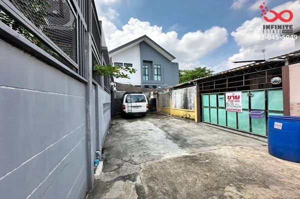 Single house for sale, 1 floor, 58 sq m, Sukhumvit 101, Punnawithi 32, corner house, near BTS Punnawithi.