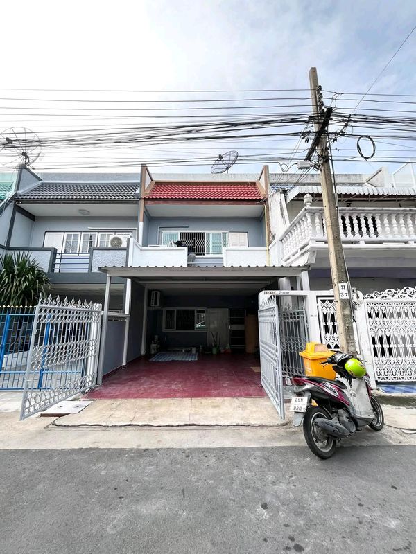 🐕🦮 Pets allowed at Khlong Chan Village, Villa 1, Soi Nawamin 32 🚗 Convenient transportation, connecting many routes. Kaset–Nawamin Road