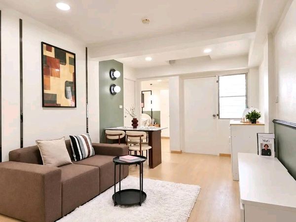 69 10 881 Century Park Condominium for sale.