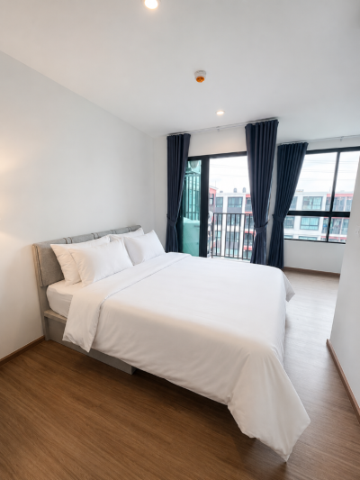 💰 Condo for sale with existing tenant, receiving rental income of 14,200 THB/month. Estimated return on investment: approximately 7.1% per year.