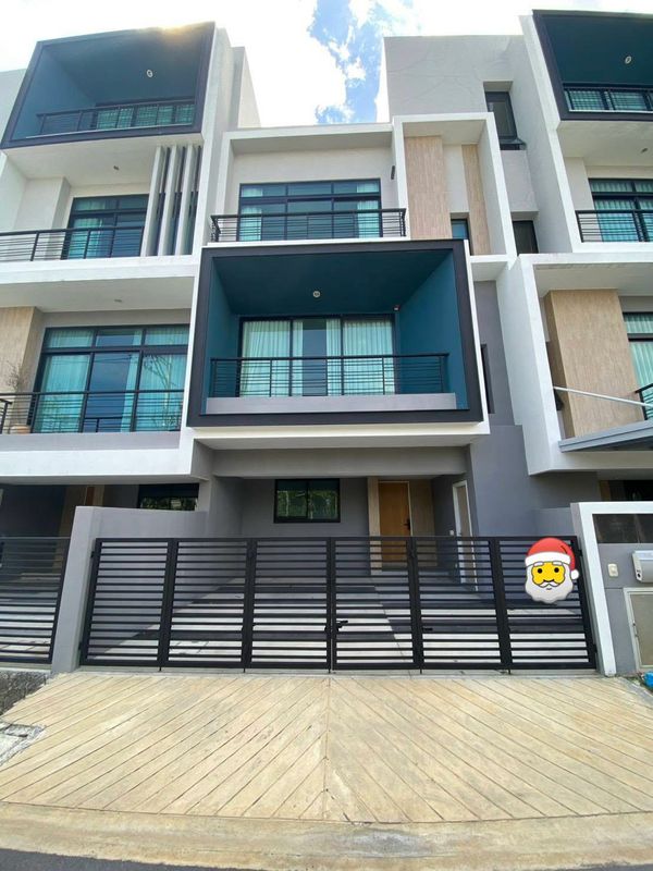 🏡✨ FOR RENT NIRVANA DEFINE KRUNGTHEP  KREETHA 3 ห้องนอน 4 ห้องน้ำ ทาวน์โฮมดีไซน์ทันสมัย พื้นที่ใช้สอยกว้างขวาง ทำเลกรุงเทพกรีฑา  💰 ค่าเช่าเพียง 55,000 บาท/เดือ