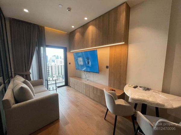 🐾 PET-FRIENDLY CONDO FOR RENT | MUNIQ SUKHUMVIT 23 RB2373 ✨ อยู่คอนโดหรูใจกลางอโศก พร้อมน้องหมาน้องแมวได้!