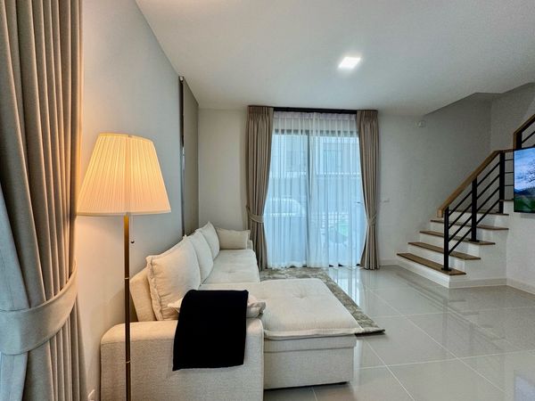 ❇️ For Rent: Pleno Sukhumvit–Bangna 3 with a Side Garden & FREE Wi-Fi