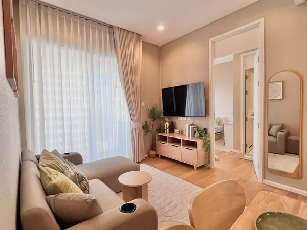The Saint Residences คอนโด ห้องใหม่ตกแต่งสวย ห้องใหญ่ 44 ตรม. โล่งสบาย ว่างพร้อมให้เช่า