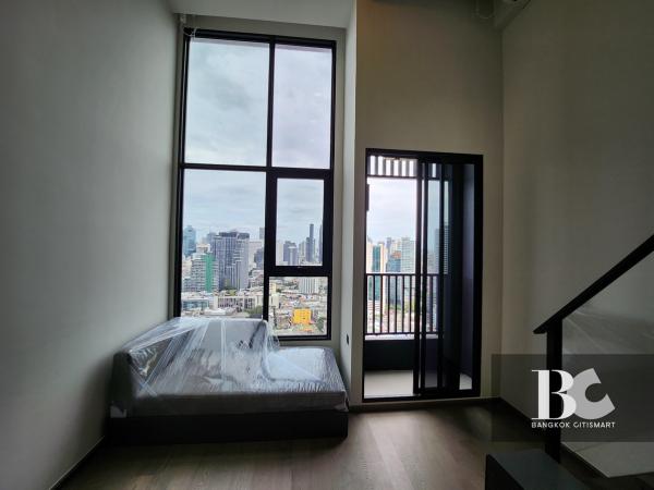 ให้เช่า 1 Bed Loft 23.75 ตร.ม. ฝ้าสูง 4.25 ม. ใกล้จามจุรีสแควร์ | Park Origin Chula-Samyan | 39,000 บาท/เดือน