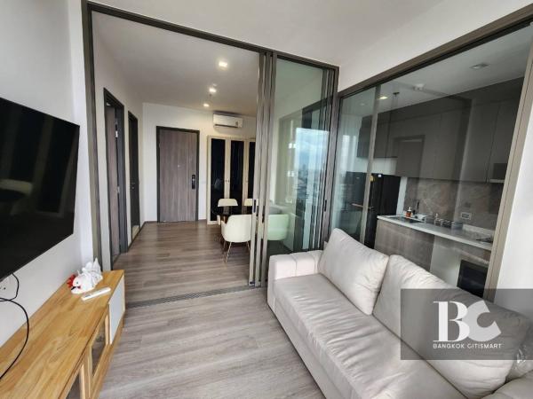 ให้เช่า 1 Bedroom Plus 44.41 ตร.ม. ฝ้าสูง 3 ม. ใกล้ Chatrium | RHYTHM Charoenkrung | 40,000 บาท/เดือน